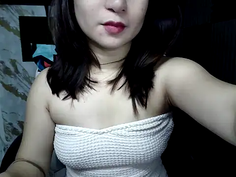 Snapshot of Mia_2022 chatting on February 26, 2026, 3:34 pm Mia 2022 online show from February 26, 2026, 3:34 pm