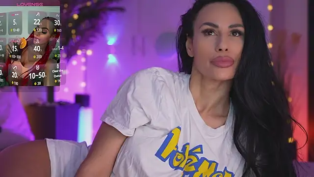 Snapshot of Lorettelorena chatting on March 22, 2026, 7:54 am Lorettelorena online show from March 22, 2026, 7:54 am