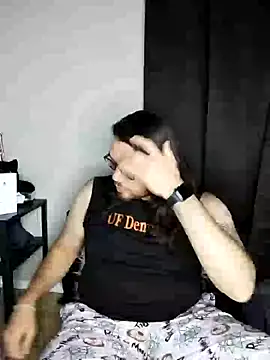 lucasgalacticman online show from February 9, 2025, 2:49 am