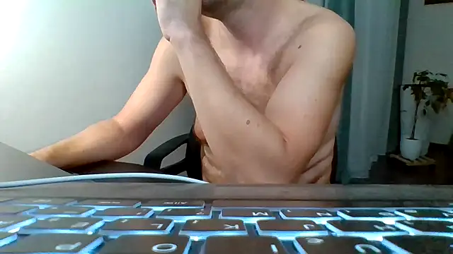 Horney boy86 online show from September 25, 2025, 10:05 pm