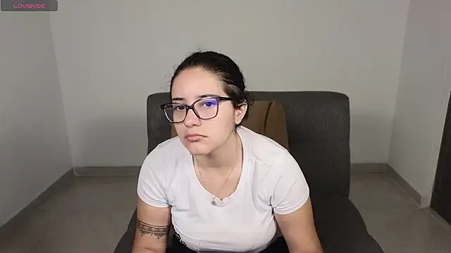 blue  moon  online show from October 8, 2025, 2:35 am