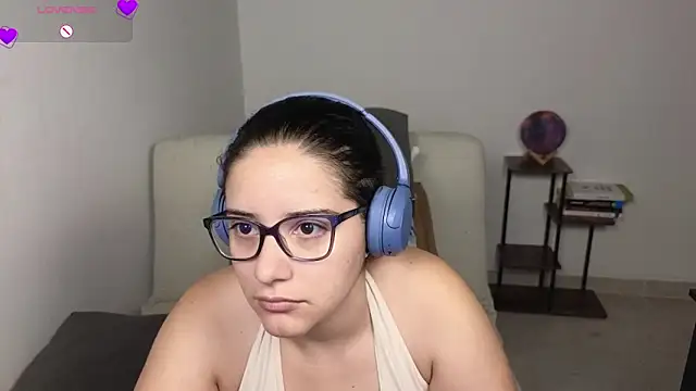 blue  moon  online show from May 5, 2026, 3:31 am