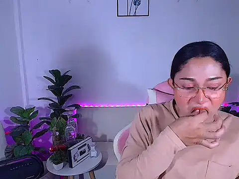 plysaithailand online show from October 21, 2025, 9:19 am