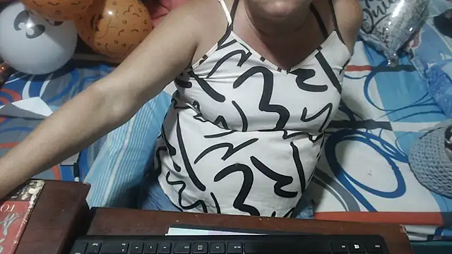 selenax2023 online show from October 4, 2025, 1:18 am