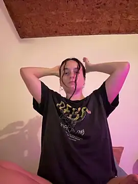 indierotic online show from January 20, 2025, 2:43 am