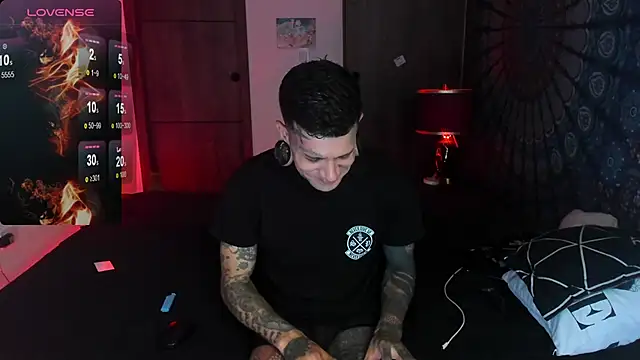 josh  ackerman online show from December 4, 2025, 11:37 pm