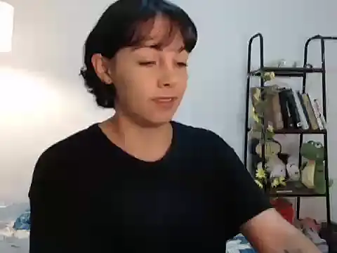 camii 7 online show from February 24, 2025, 9:41 pm