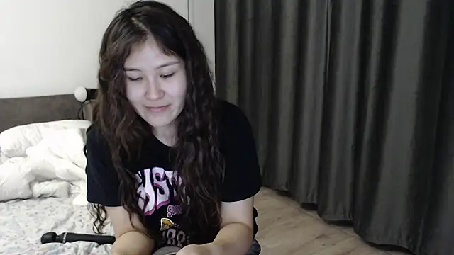 Riz girl online show from September 14, 2025, 2:17 pm