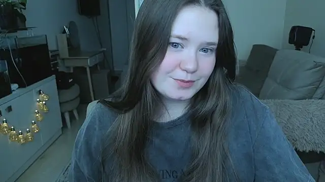 Snapshot of remirann_ chatting on January 6, 2026, 10:41 am remirann online show from January 6, 2026, 10:41 am