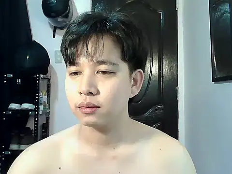 alfonsoasiancutie online show from January 10, 2026, 10:21 am