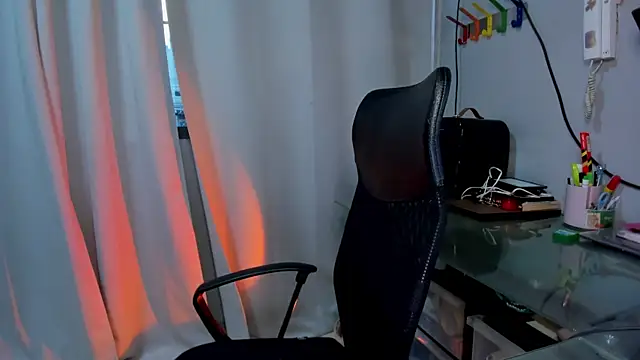 Marie Castelzc online show from September 8, 2025, 10:53 pm