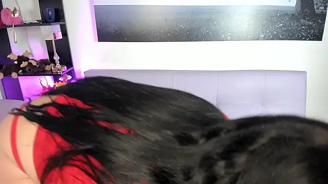 brianna sexy00 online show from November 9, 2025, 7:45 am