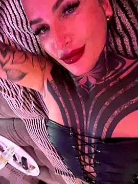 InkedBiitch online show from September 14, 2025, 5:13 pm