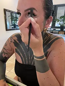 InkedBiitch online show from July 30, 2026, 5:06 am