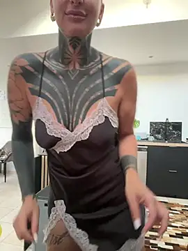 InkedBiitch online show from July 17, 2026, 4:53 am