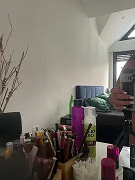 InkedBiitch online show from July 18, 2026, 5:38 am