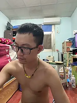 Exposedsian online show from April 7, 2026, 4:47 am