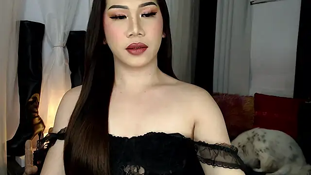 elise bloom69 online show from October 29, 2025, 5:12 pm