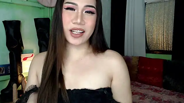 elise bloom69 online show from September 21, 2025, 4:01 pm