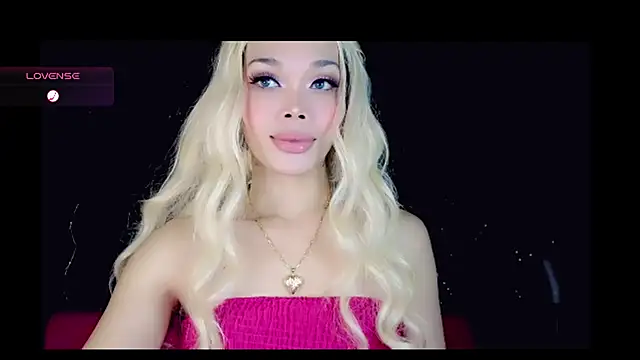 Snapshot of sugar_bbyxx chatting on July 10, 2026, 9:42 am sugar bbyxx online show from July 10, 2026, 9:42 am