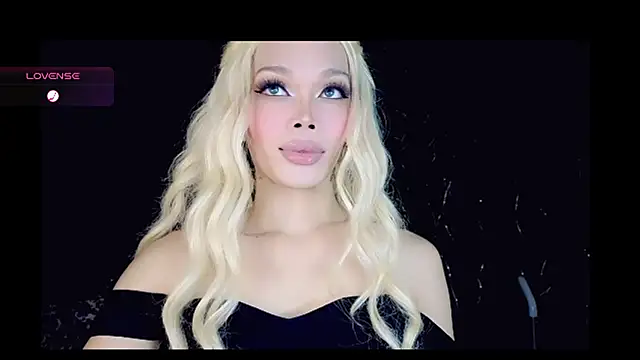 Snapshot of sugar_bbyxx chatting on August 1, 2026, 1:09 pm sugar bbyxx online show from August 1, 2026, 1:09 pm