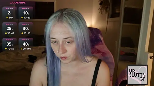 ursluttygf online show from June 11, 2026, 2:44 am