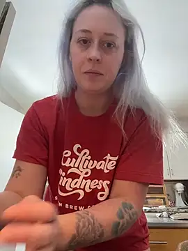 ursluttygf online show from February 7, 2026, 4:26 pm