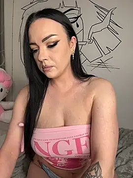 Snapshot of na_dolli chatting on February 4, 2025, 5:12 pm na dolli online show from February 4, 2025, 5:12 pm