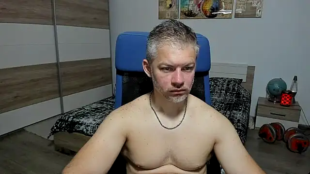 Snapshot of RobbyShawz chatting on June 20, 2026, 4:28 am RobbyShawz online show from June 20, 2026, 4:28 am