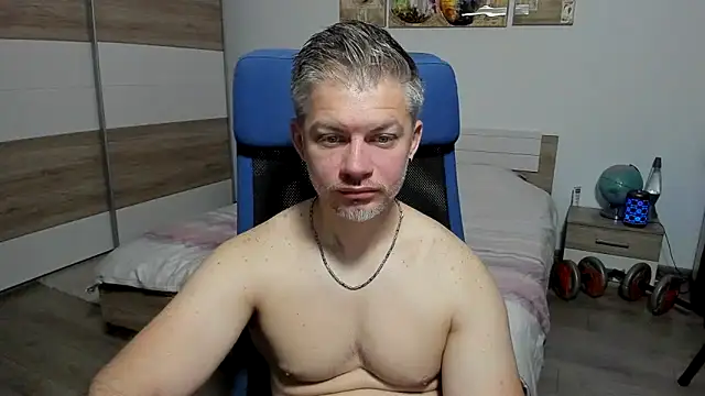 Snapshot of RobbyShawz chatting on June 1, 2026, 3:51 am RobbyShawz online show from June 1, 2026, 3:51 am
