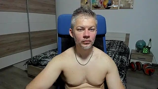 RobbyShawz online show from June 22, 2026, 4:53 am