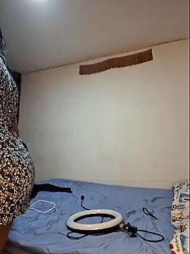 Natashariley1 online show from December 11, 2024, 10:14 am