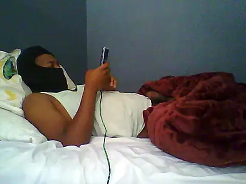 TitularAdaption online show from October 5, 2025, 6:26 am