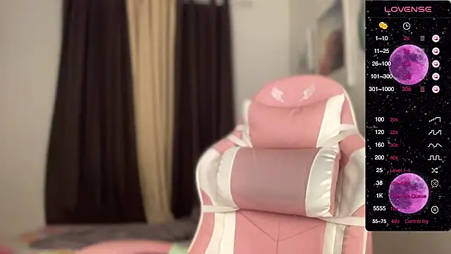 Alaia Pope online show from January 19, 2025, 9:13 pm