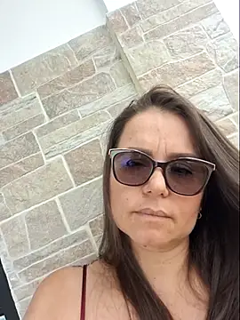 MariaPau 83 online show from June 3, 2026, 4:33 pm