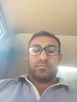 Snapshot of Royalk2030 chatting on January 10, 2026, 6:42 am Royalk2030 online show from January 10, 2026, 6:42 am