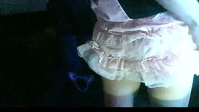 Snapshot of crystalxh chatting on September 19, 2025, 9:52 pm crystalxh online show from September 19, 2025, 9:52 pm