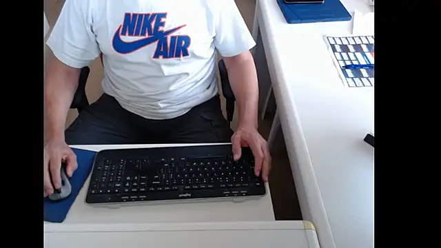 Snapshot of dutchpornking chatting on July 4, 2026, 6:09 am dutchpornking online show from July 4, 2026, 6:09 am