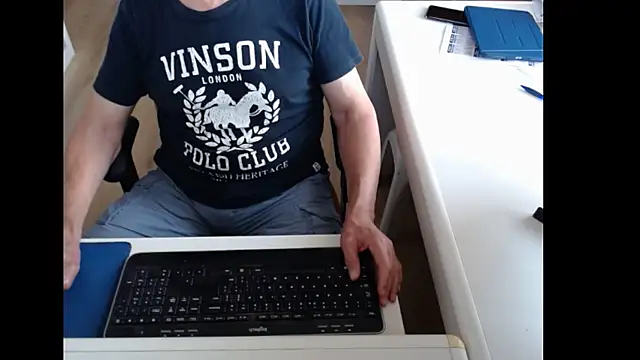 dutchpornking online show from June 19, 2026, 6:30 am