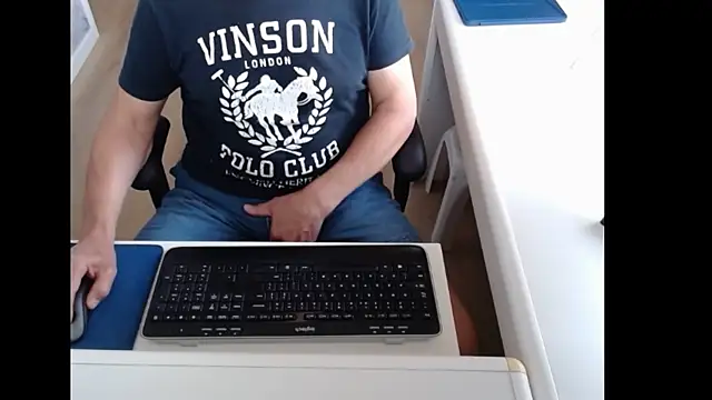 Snapshot of dutchpornking chatting on August 3, 2026, 5:59 am dutchpornking online show from August 3, 2026, 5:59 am