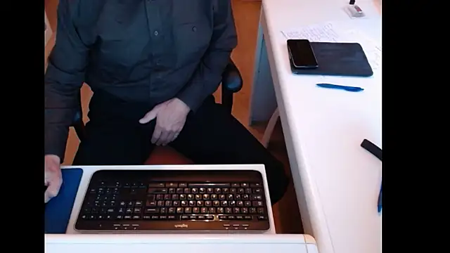 dutchpornking online show from October 25, 2025, 7:18 am