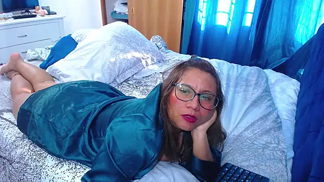 mondirty70 online show from December 18, 2025, 12:42 pm