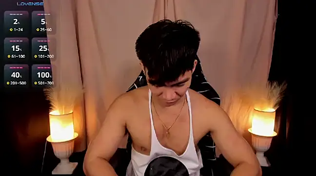 000batman000 online show from January 30, 2025, 2:06 am