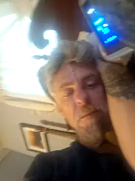 Snapshot of 19JaSon83 chatting on July 30, 2026, 3:22 pm 19JaSon83 online show from July 30, 2026, 3:22 pm