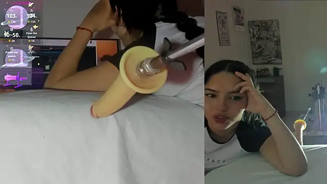 sofi velez online show from March 22, 2026, 5:03 pm