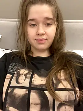 HornyGirlH online show from December 1, 2025, 2:45 am