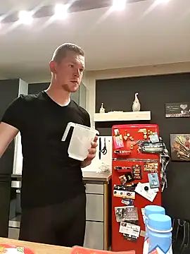 Snapshot of Playbunniboy chatting on January 10, 2025, 5:24 pm Playbunniboy online show from January 10, 2025, 5:24 pm