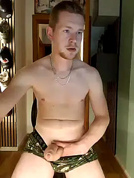 Snapshot of Playbunniboy chatting on February 24, 2025, 6:26 pm Playbunniboy online show from February 24, 2025, 6:26 pm