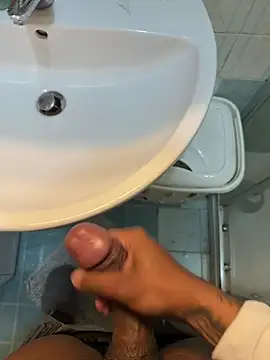 Snapshot of samuchoco21 chatting on January 15, 2025, 10:49 am samuchoco21 online show from January 15, 2025, 10:49 am