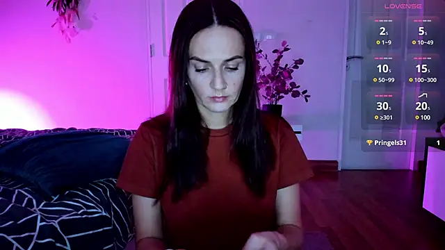 BritneyHall online show from March 13, 2025, 11:08 am